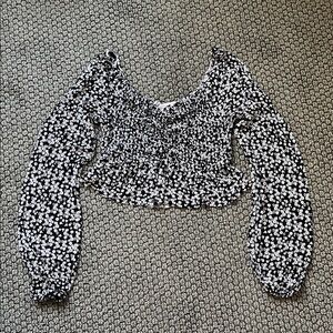 Urban Outfitters Black and White Long-sleeve Floral Top
